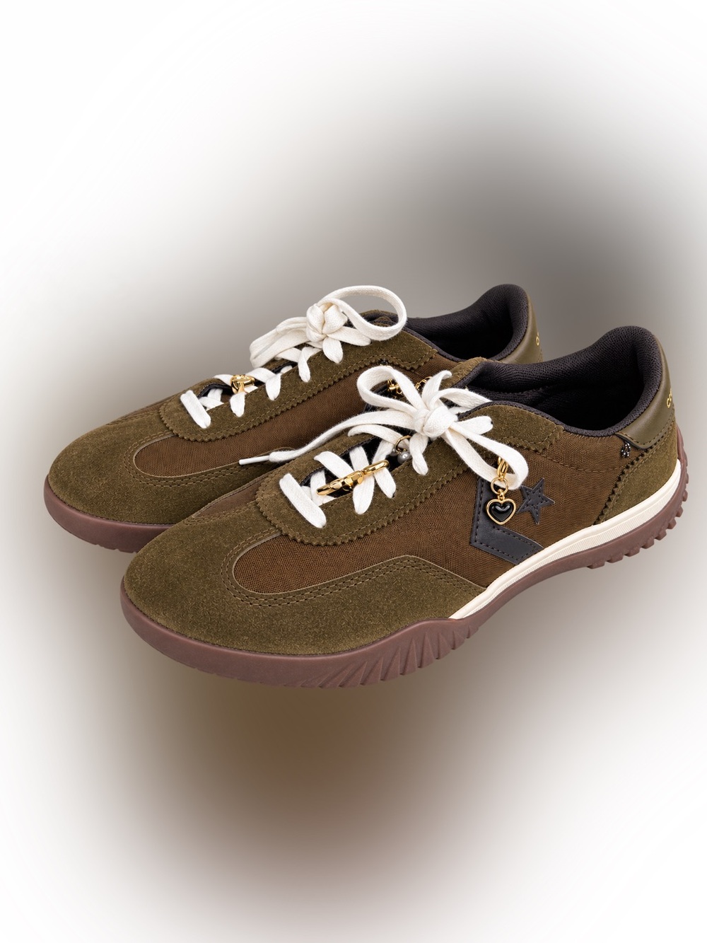 Converse Run Star Trainer Charms Surplus Olive Suede Sneakers M7 W8.5 A18871C